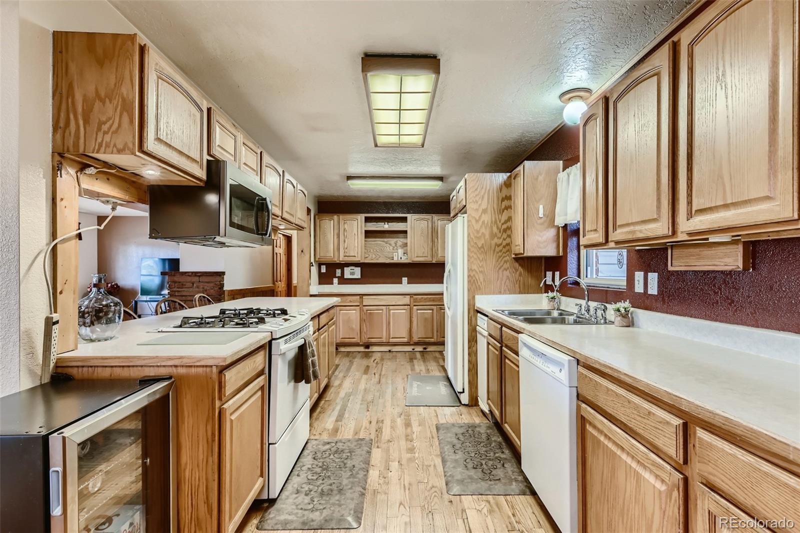 MLS Image #8 for 1029 w south 1st street,johnstown, Colorado