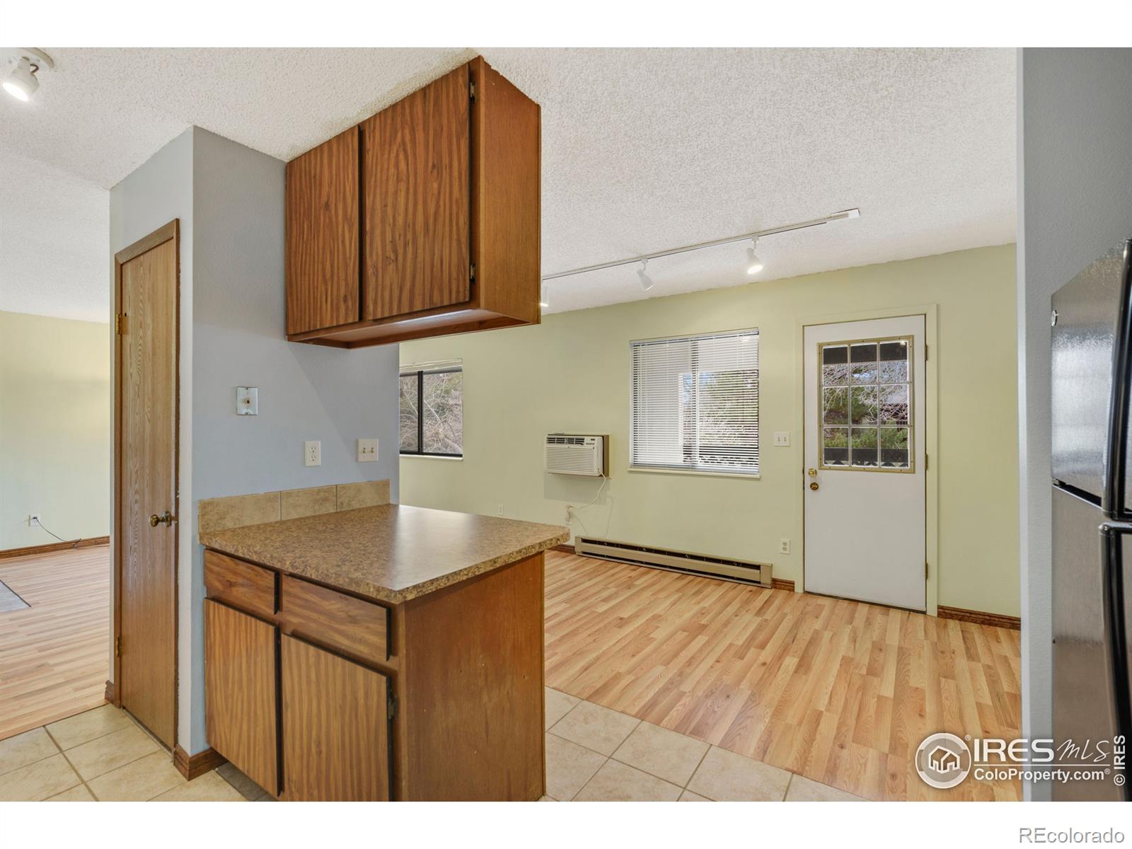 MLS Image #8 for 925  columbia road,fort collins, Colorado