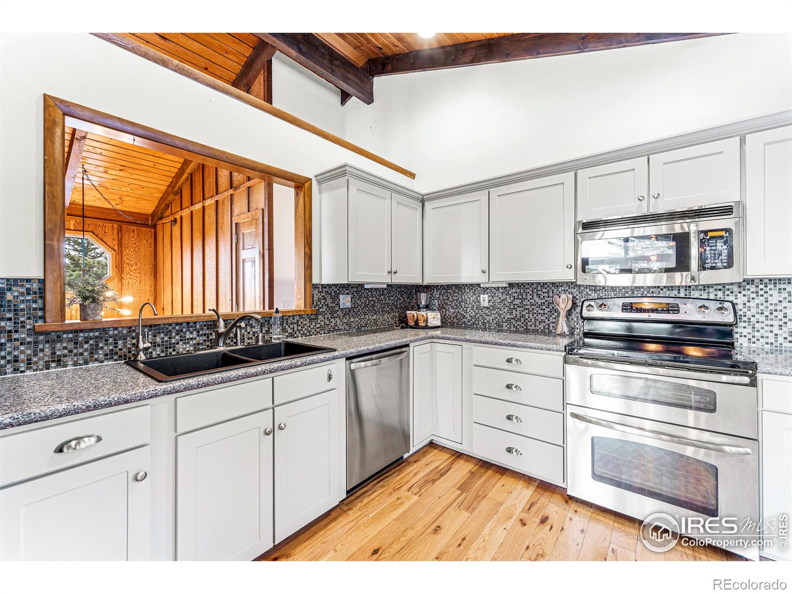 MLS Image #3 for 1418  deer trail road,boulder, Colorado