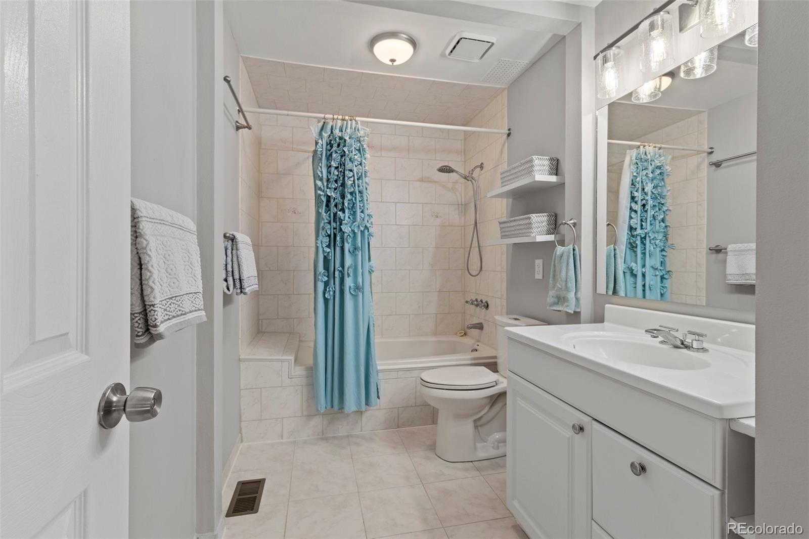 MLS Image #10 for 12187 w chenango drive,morrison, Colorado