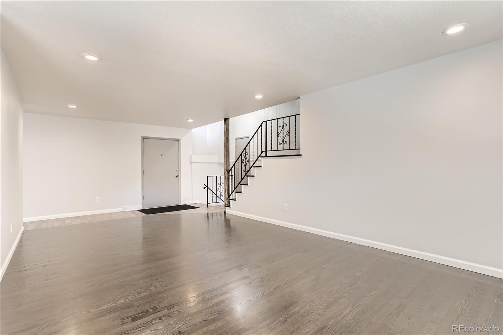 MLS Image #7 for 201  toledo street,aurora, Colorado