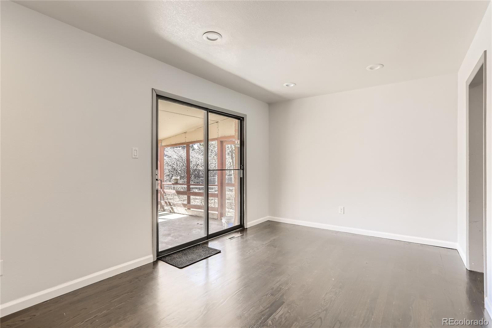 MLS Image #9 for 201  toledo street,aurora, Colorado