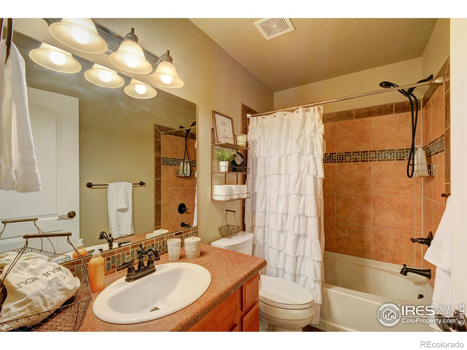 MLS Image #32 for 2086  vancorum circle,loveland, Colorado