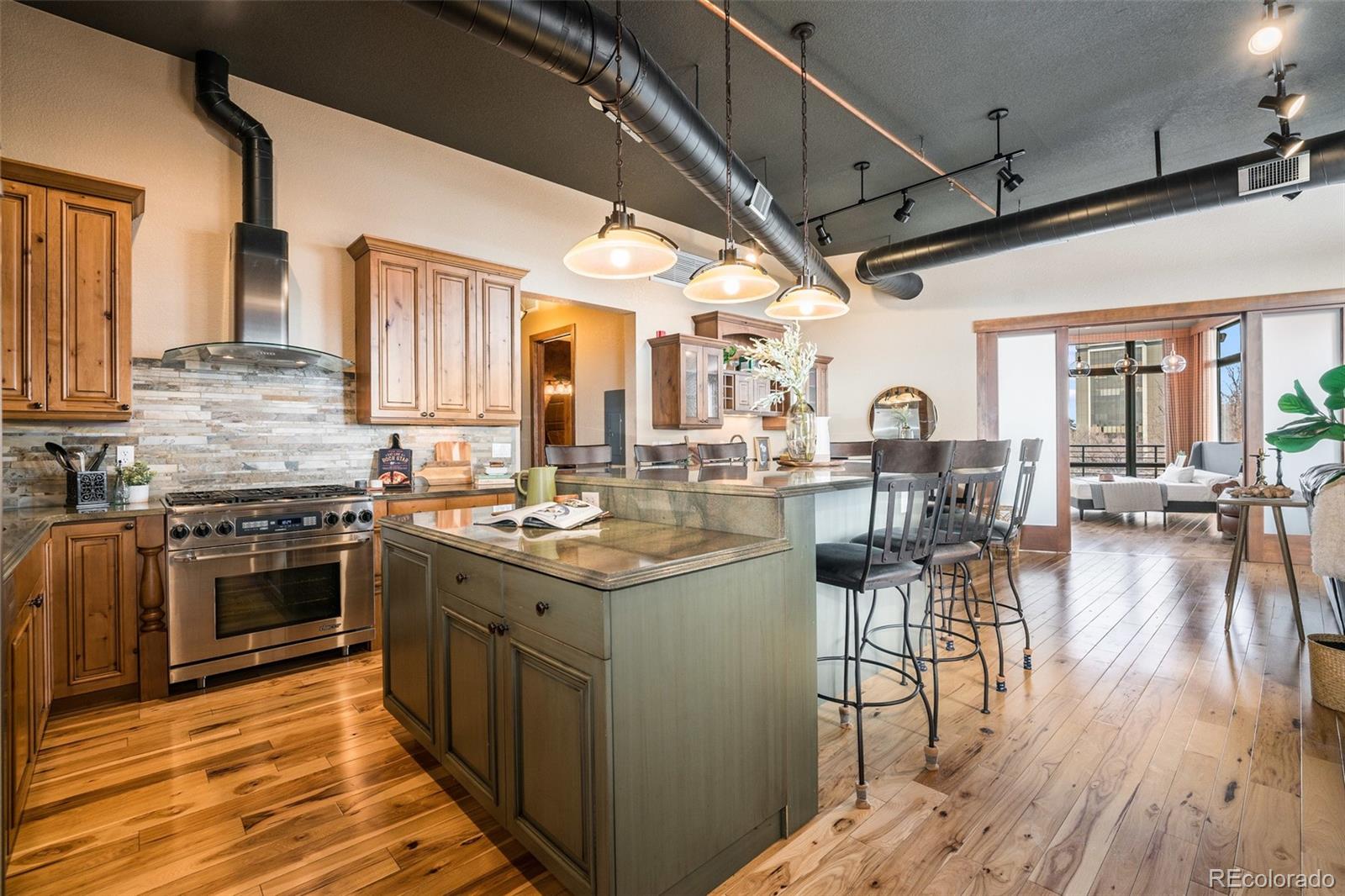 MLS Image #4 for 210 w magnolia street,fort collins, Colorado