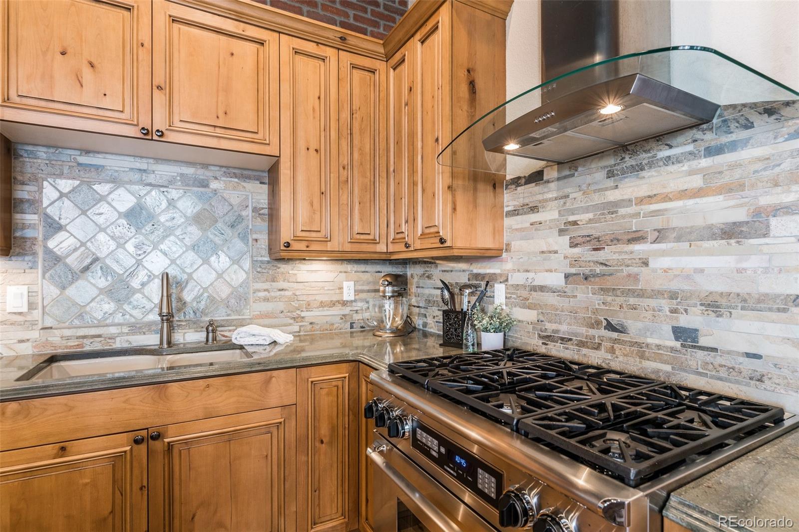 MLS Image #5 for 210 w magnolia street,fort collins, Colorado
