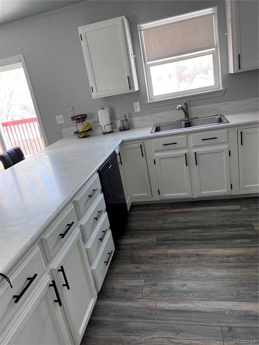 MLS Image #5 for 610  sundance way,dacono, Colorado