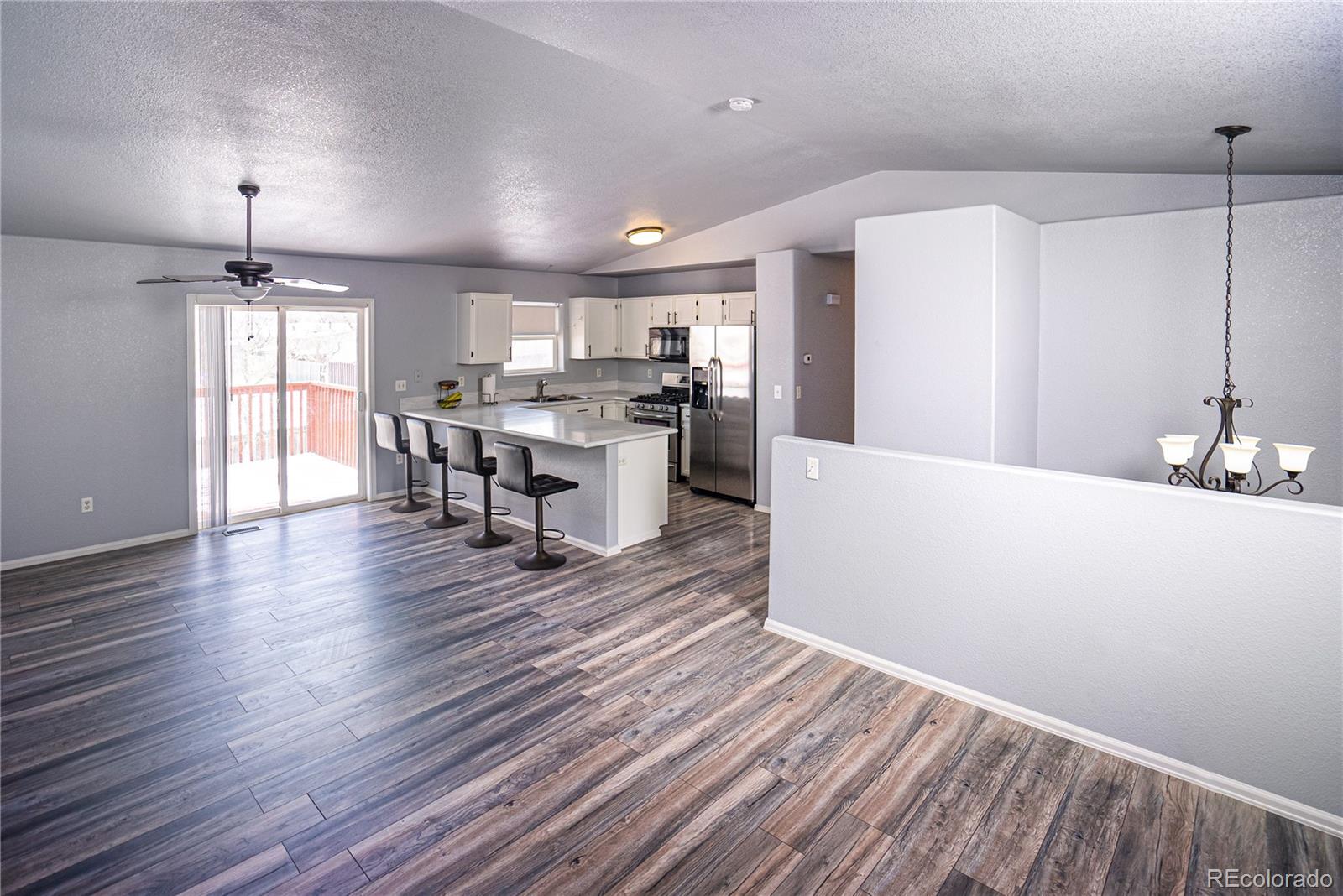 MLS Image #8 for 610  sundance way,dacono, Colorado