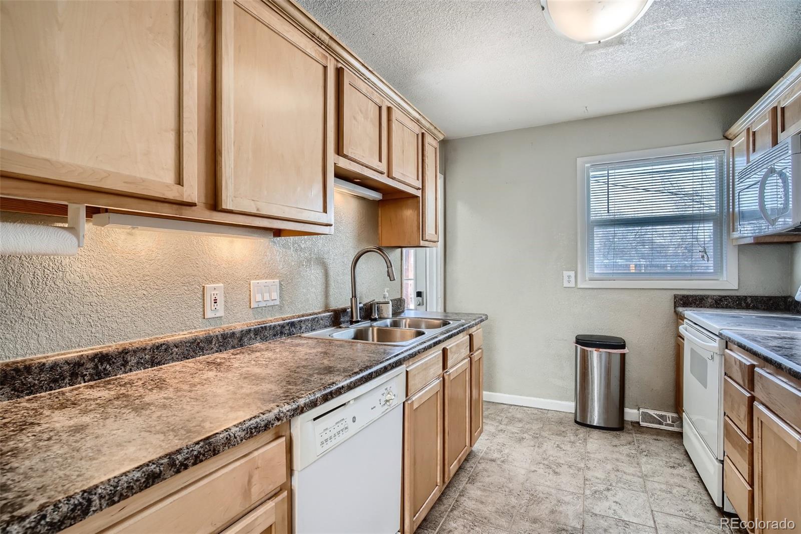 MLS Image #9 for 8455 w 54th place,arvada, Colorado