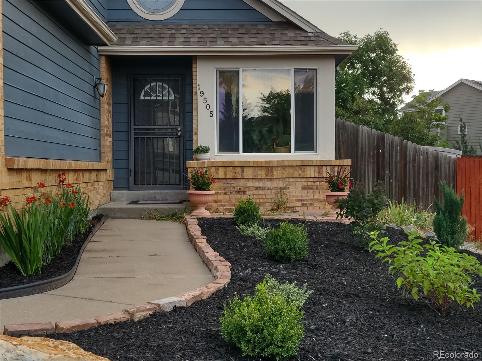 MLS Image #4 for 19505  mitchell drive,denver, Colorado