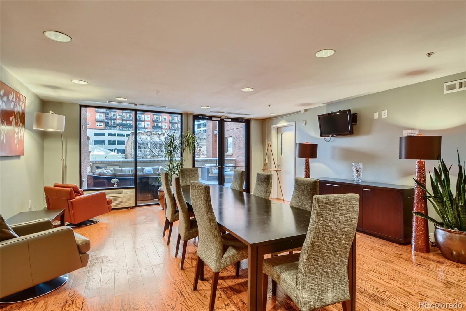 MLS Image #27 for 1975 n grant street,denver, Colorado