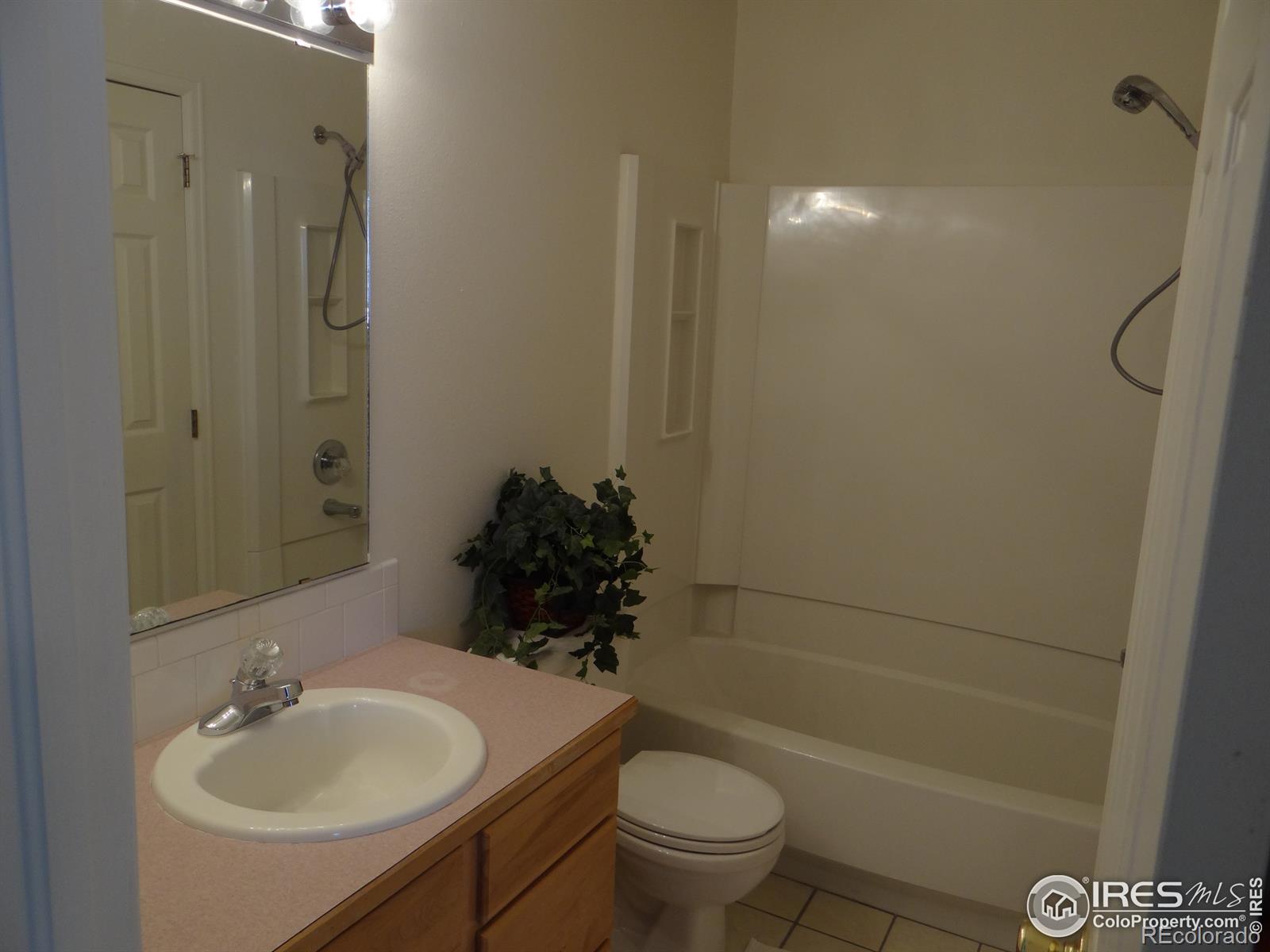 MLS Image #11 for 2162  meadow court,longmont, Colorado