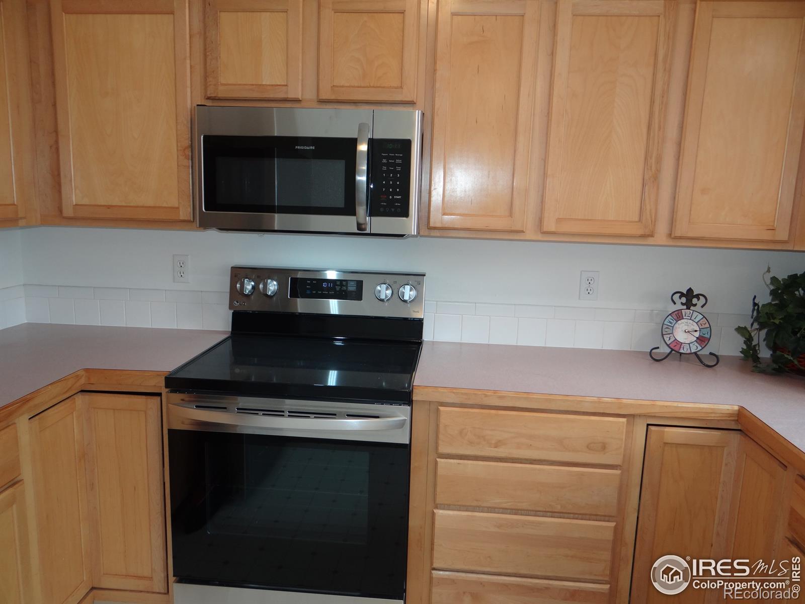 MLS Image #2 for 2162  meadow court,longmont, Colorado