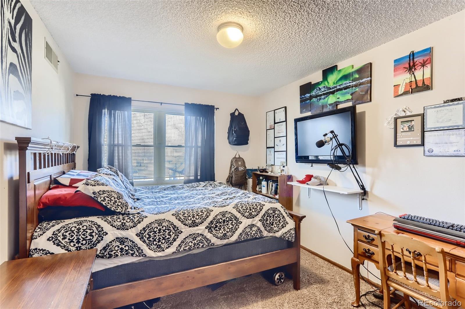 MLS Image #17 for 1022  lee way,longmont, Colorado