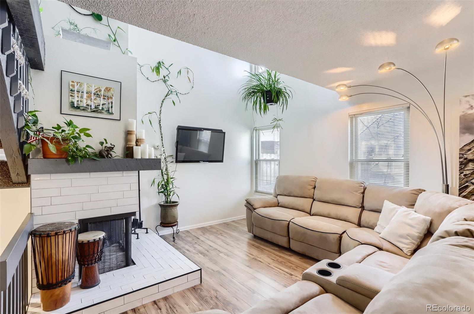 MLS Image #4 for 1022  lee way,longmont, Colorado