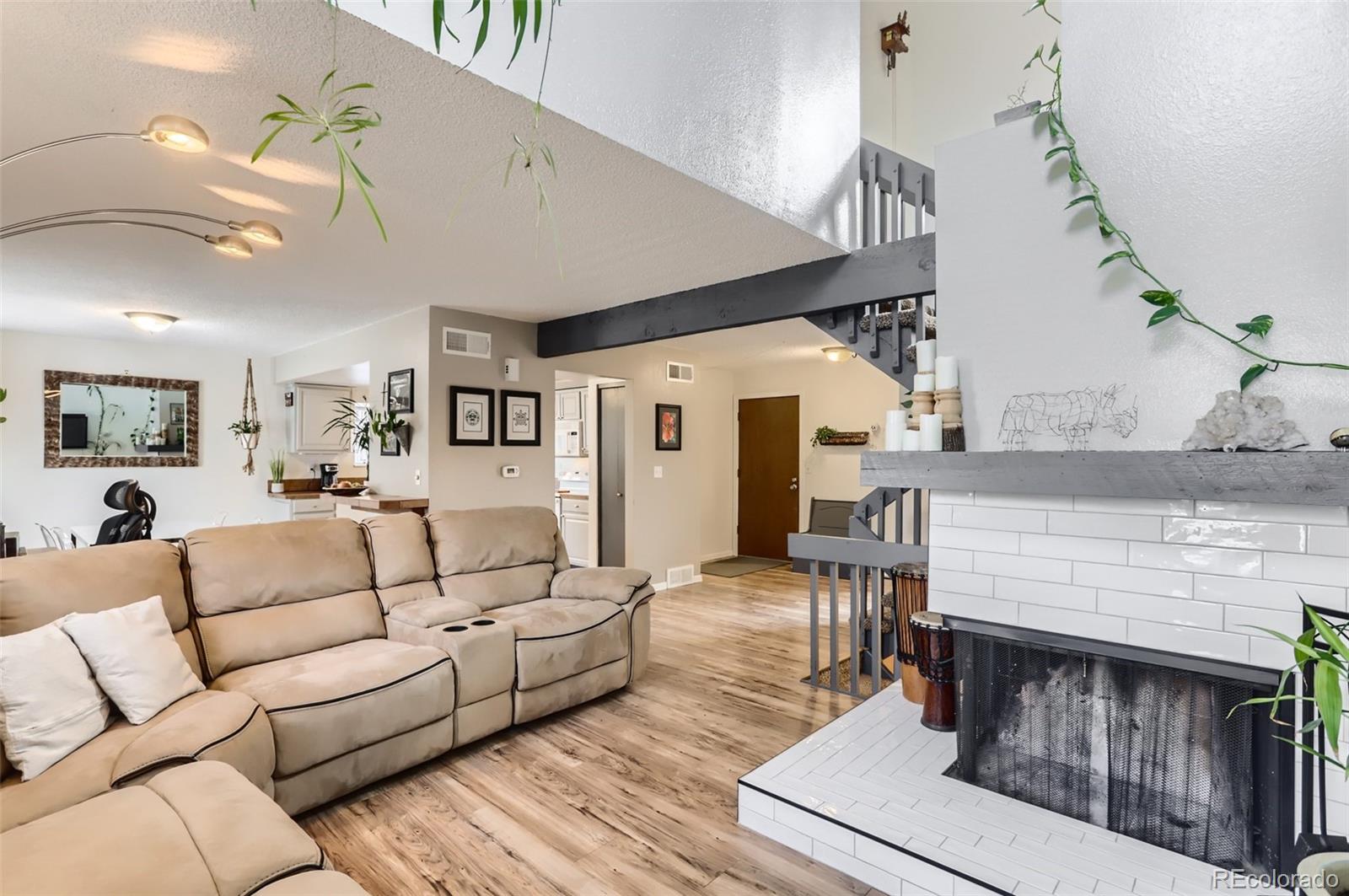 MLS Image #5 for 1022  lee way,longmont, Colorado