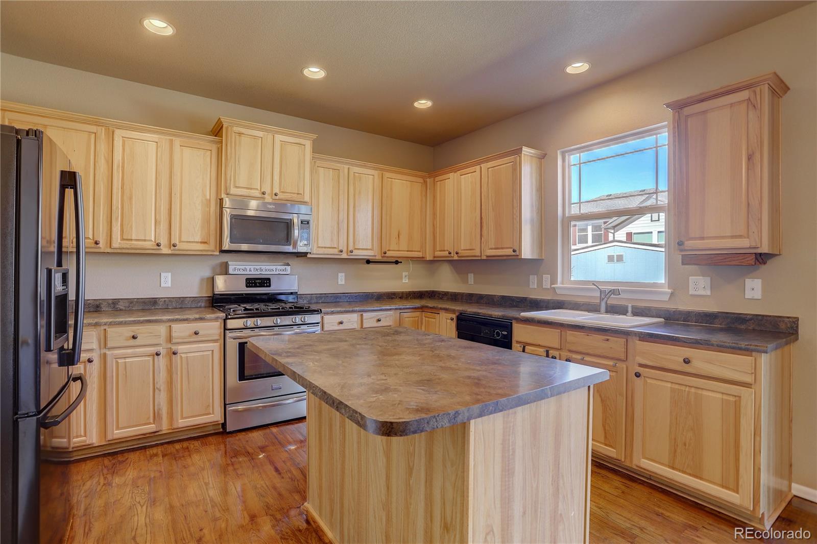 MLS Image #2 for 25039 e 3rd place,aurora, Colorado