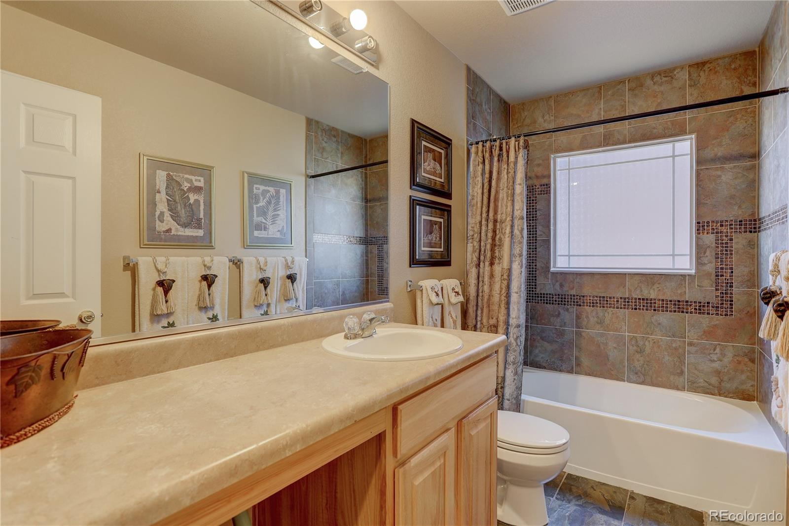 MLS Image #34 for 25039 e 3rd place,aurora, Colorado