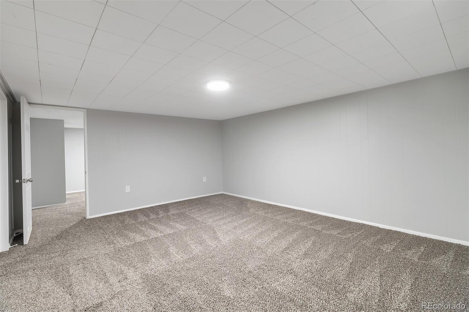 MLS Image #10 for 3200  troy ,aurora, Colorado