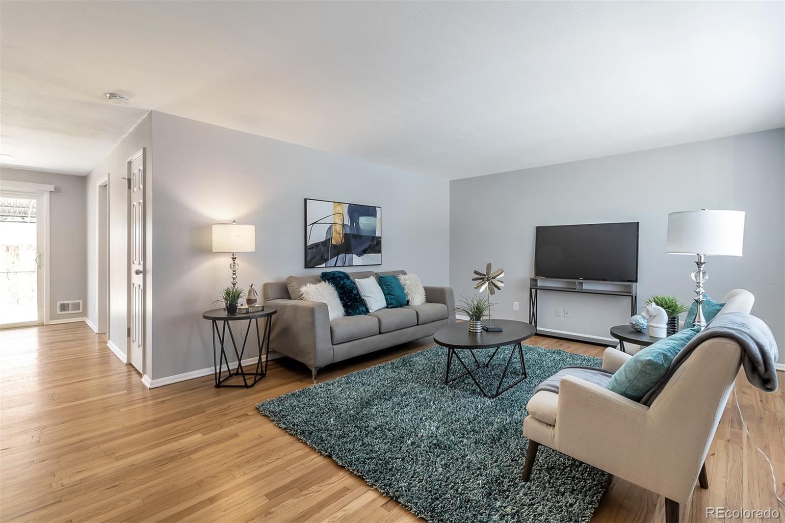 MLS Image #2 for 3200  troy ,aurora, Colorado