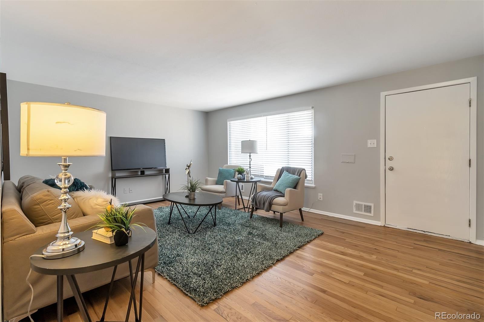 MLS Image #3 for 3200  troy ,aurora, Colorado