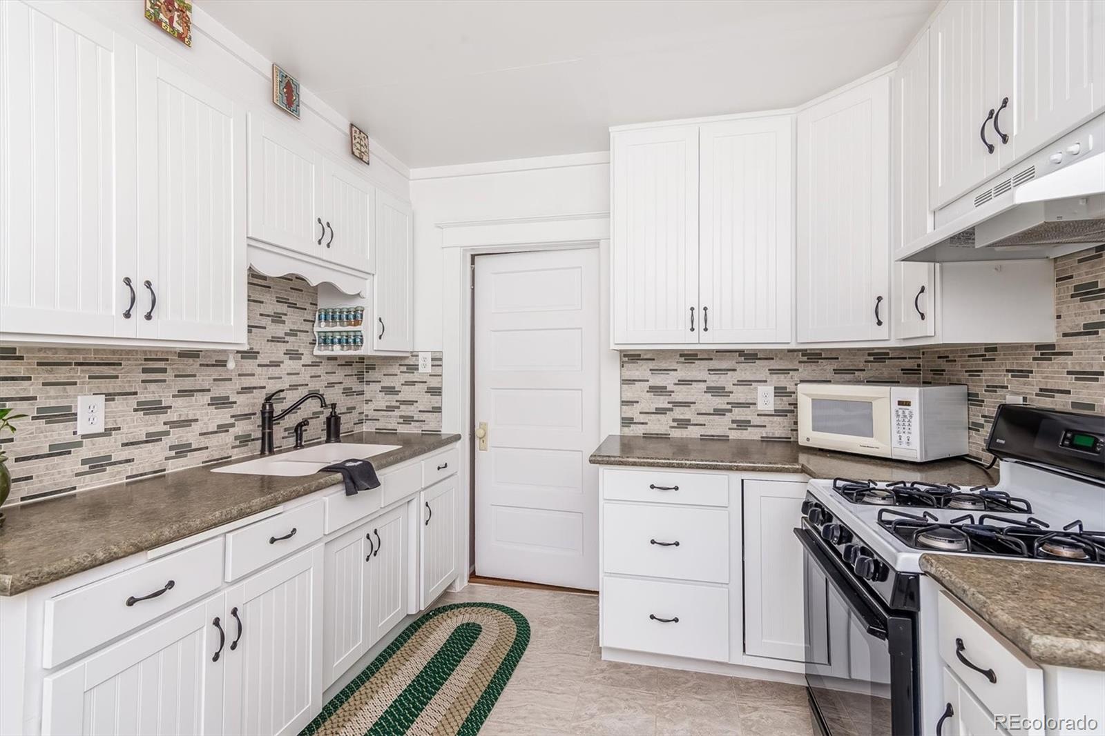 MLS Image #10 for 4742  pearl street,denver, Colorado