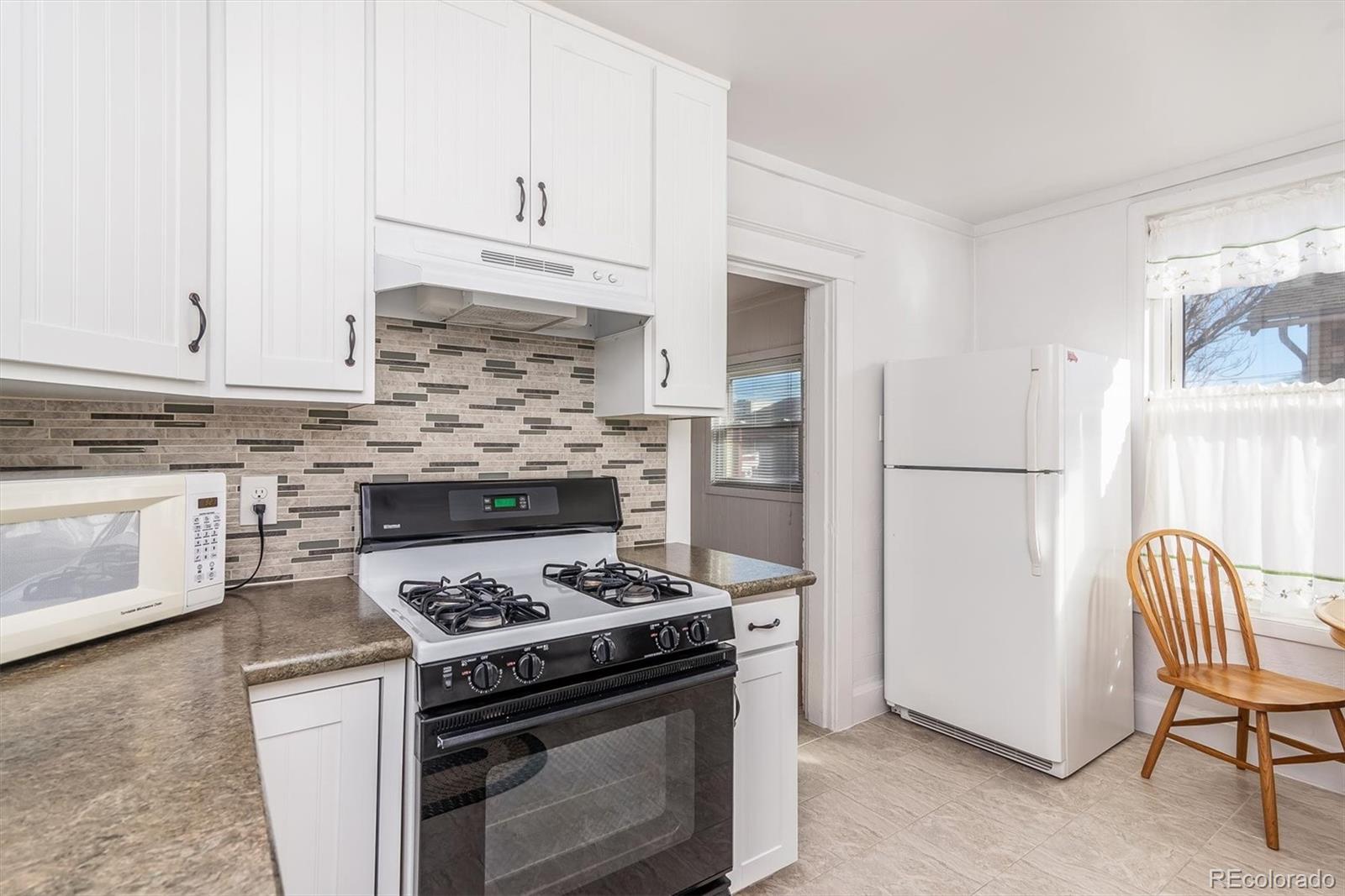 MLS Image #11 for 4742  pearl street,denver, Colorado