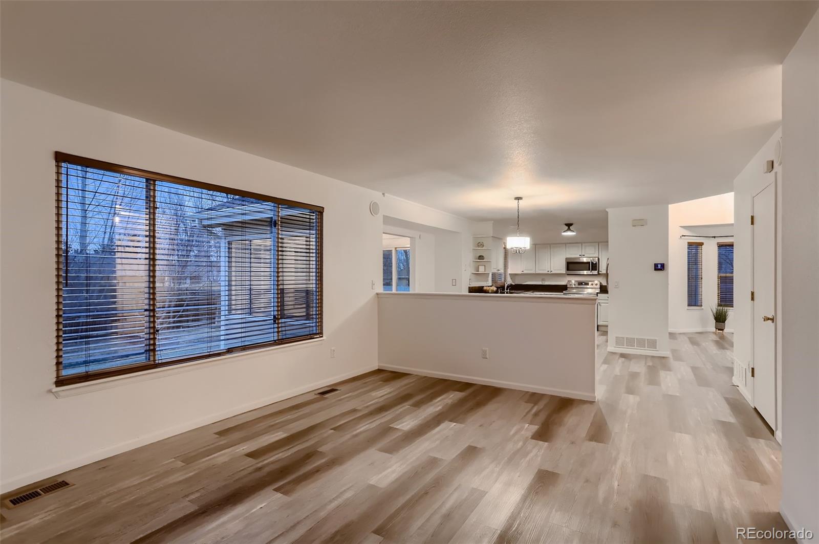 MLS Image #11 for 1499  lincoln circle,longmont, Colorado