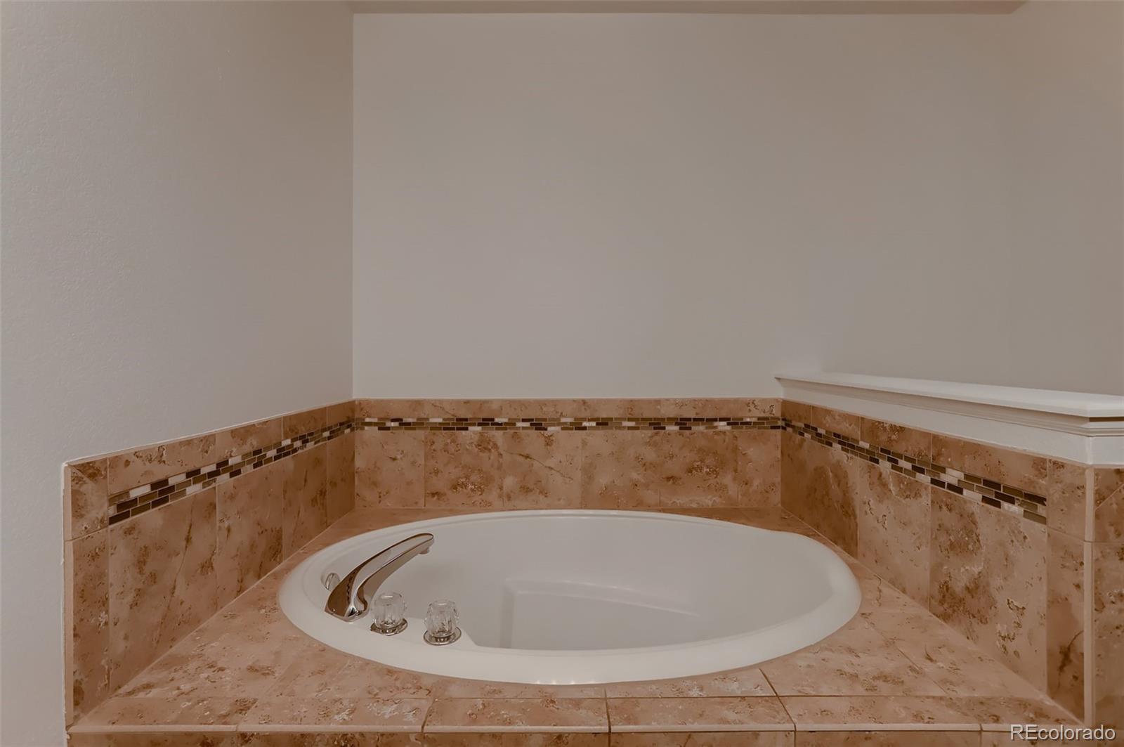 MLS Image #16 for 1499  lincoln circle,longmont, Colorado