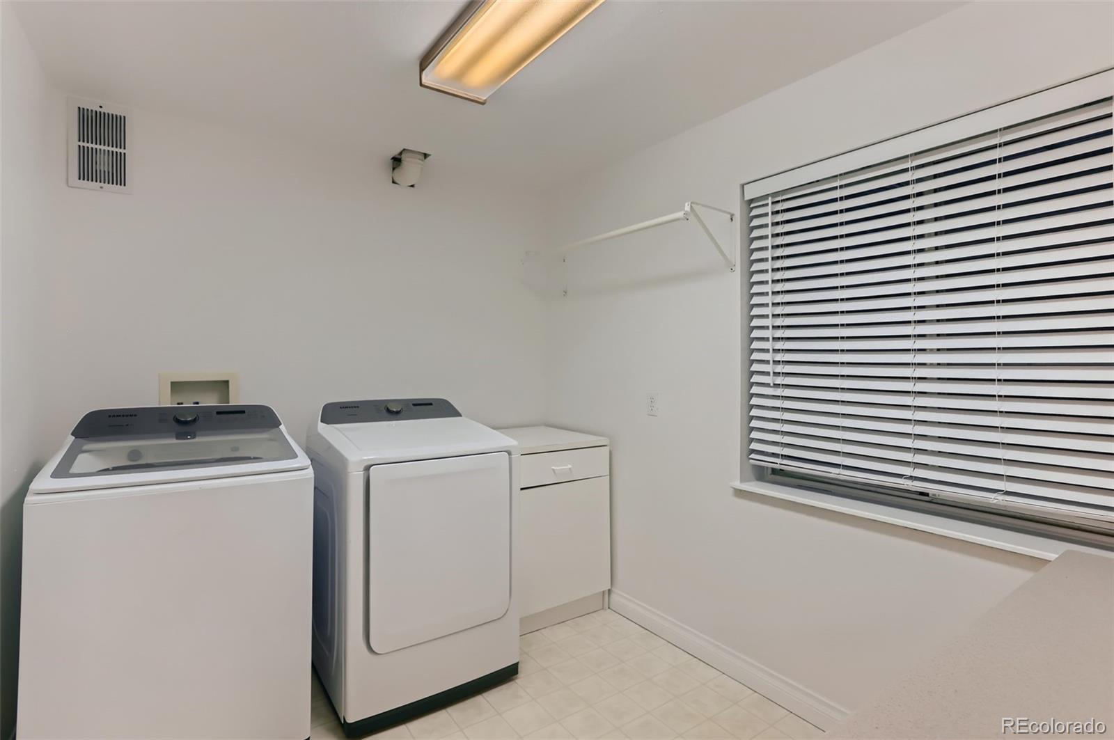 MLS Image #23 for 1499  lincoln circle,longmont, Colorado