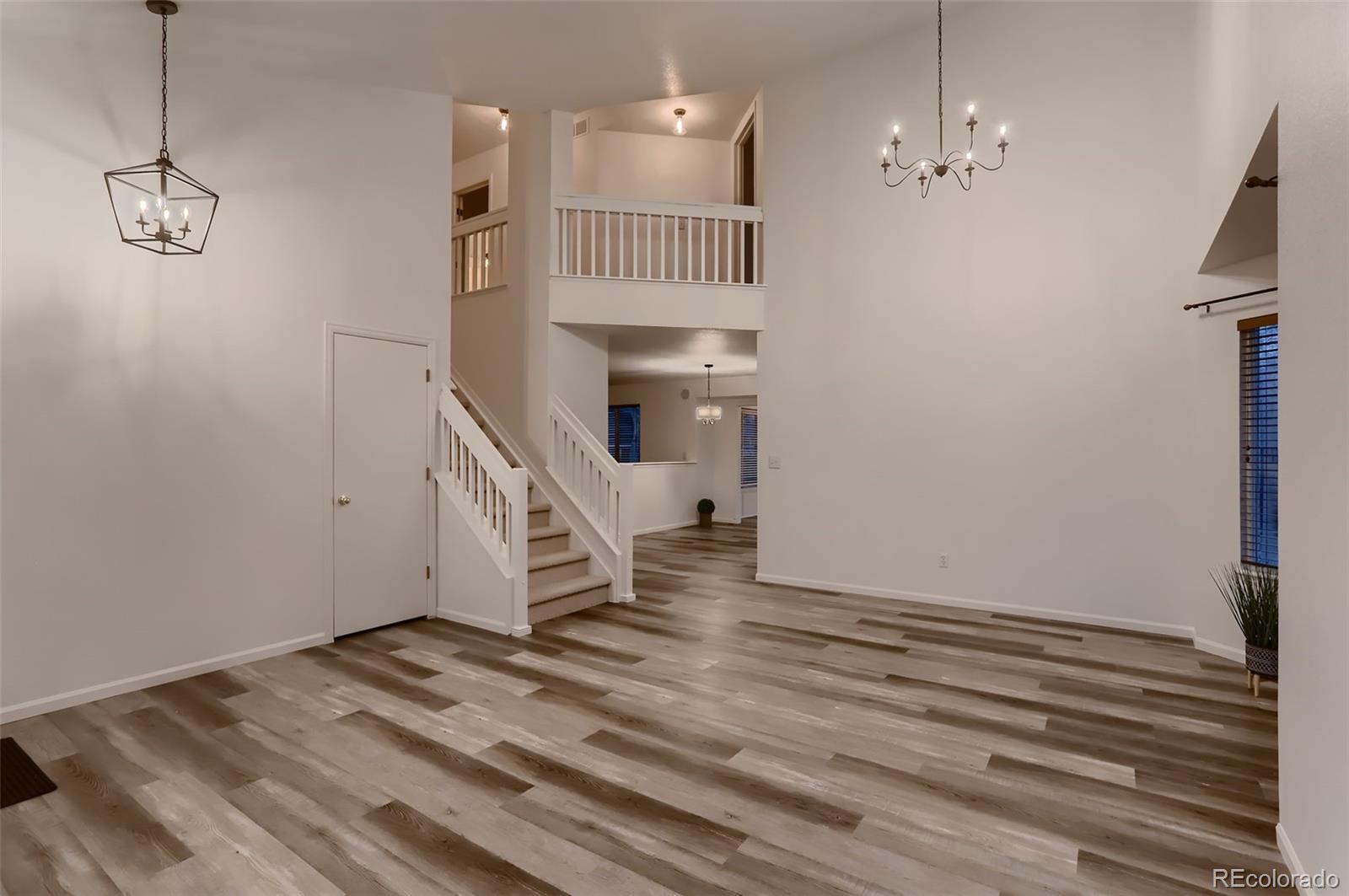 MLS Image #3 for 1499  lincoln circle,longmont, Colorado