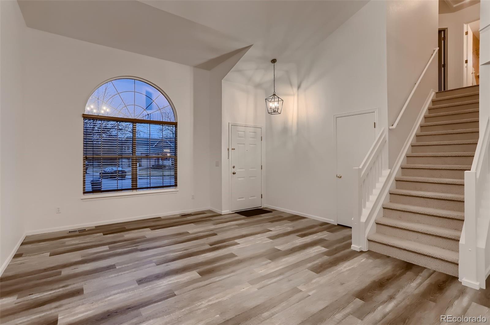 MLS Image #4 for 1499  lincoln circle,longmont, Colorado