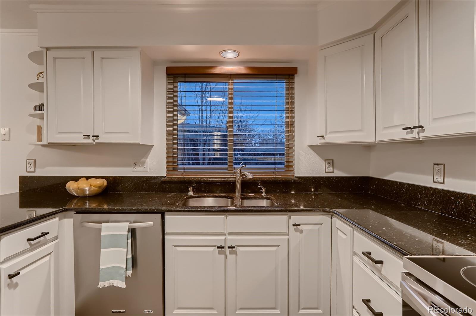 MLS Image #7 for 1499  lincoln circle,longmont, Colorado