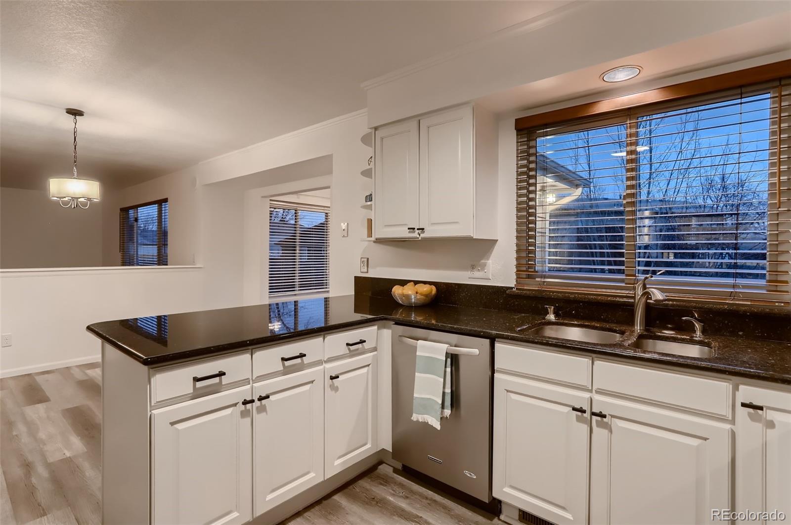 MLS Image #8 for 1499  lincoln circle,longmont, Colorado