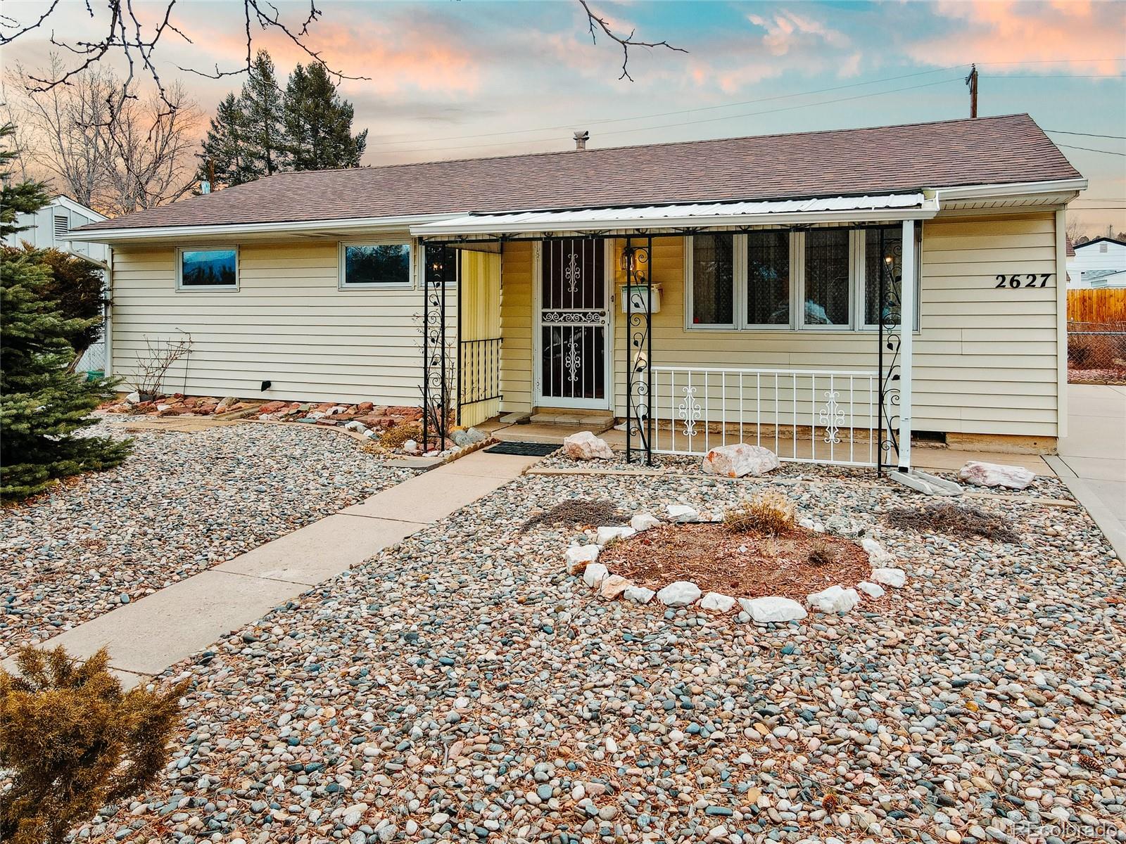 MLS Image #2 for 2627  meadowlark lane,colorado springs, Colorado