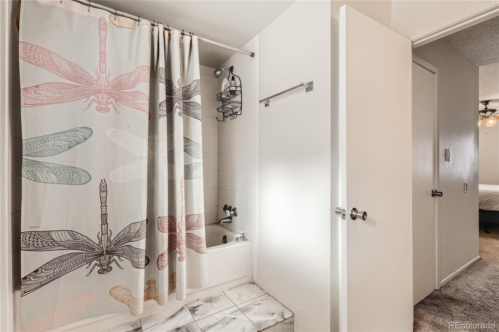 MLS Image #18 for 7035 s spruce drive,centennial, Colorado