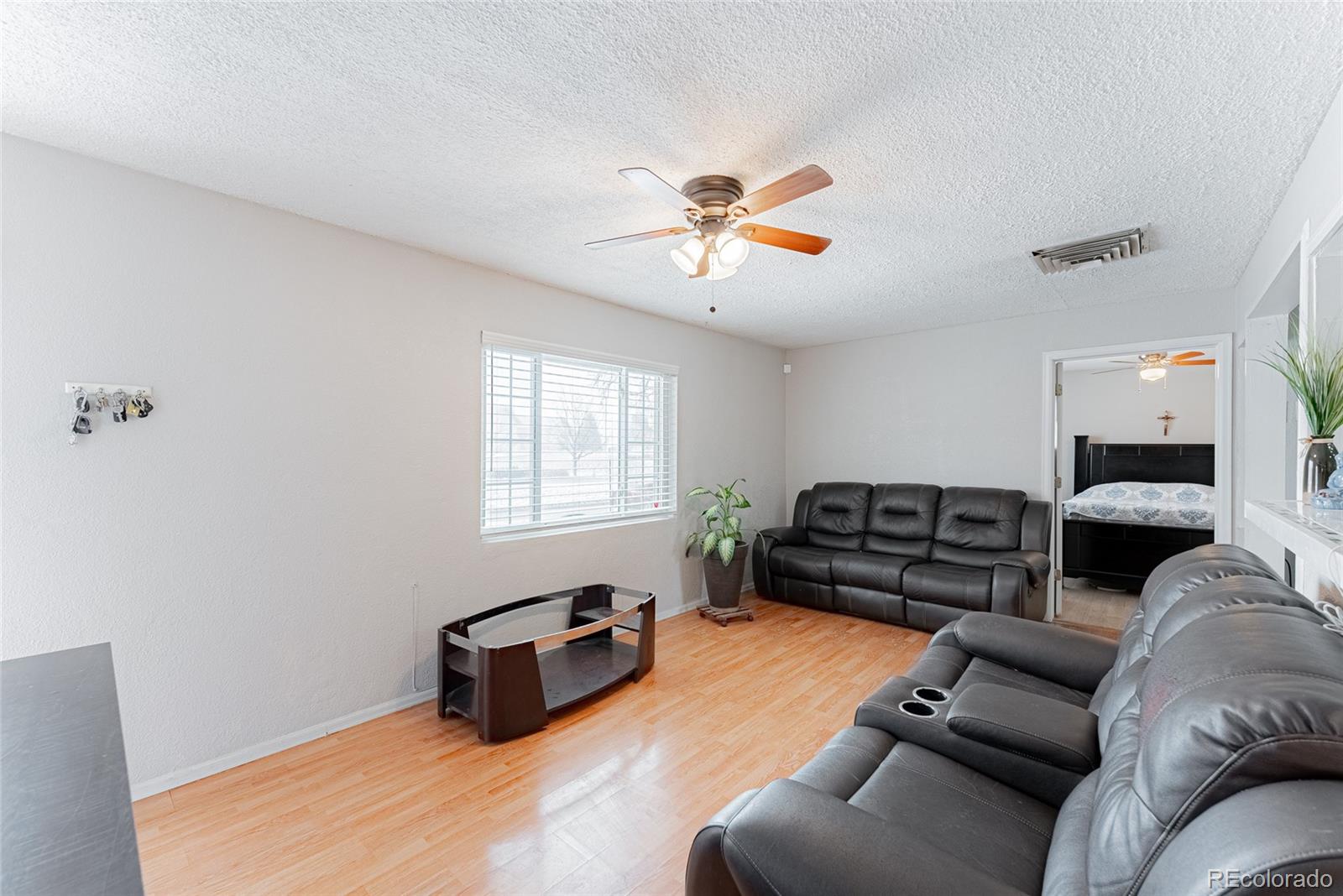 MLS Image #4 for 8931  hoffman way,thornton, Colorado