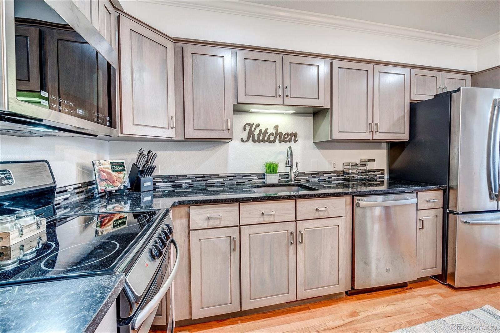 MLS Image #4 for 7110 s gaylord street,centennial, Colorado