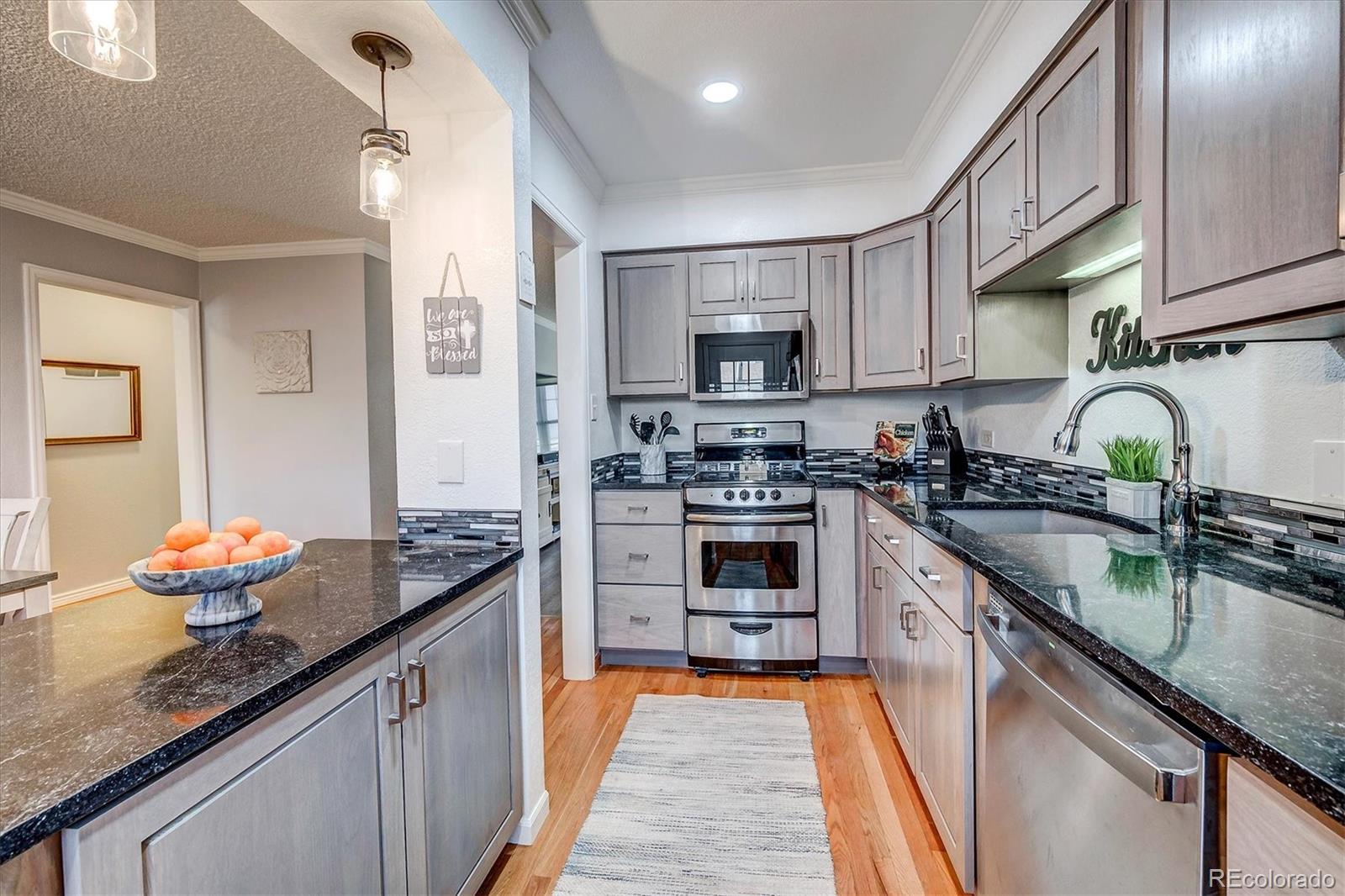MLS Image #5 for 7110 s gaylord street,centennial, Colorado