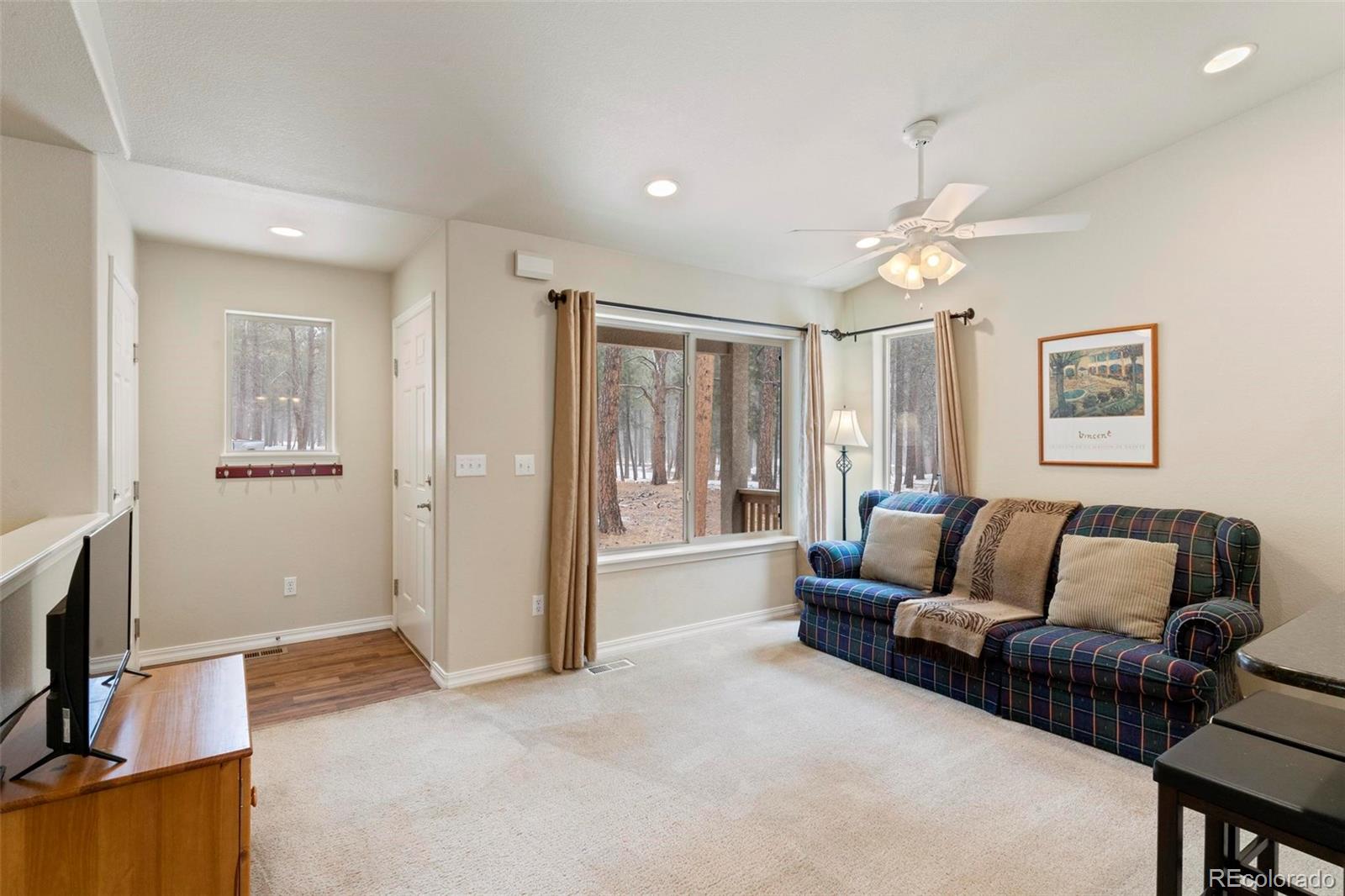MLS Image #3 for 8385  woodcrest drive,colorado springs, Colorado
