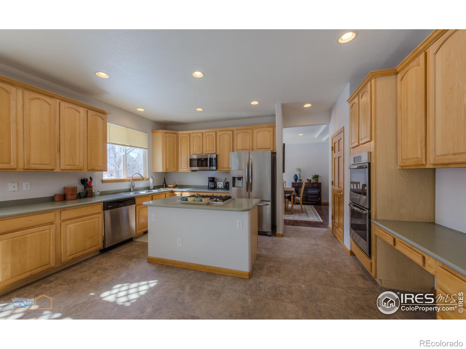 MLS Image #5 for 1825  ashford circle,longmont, Colorado