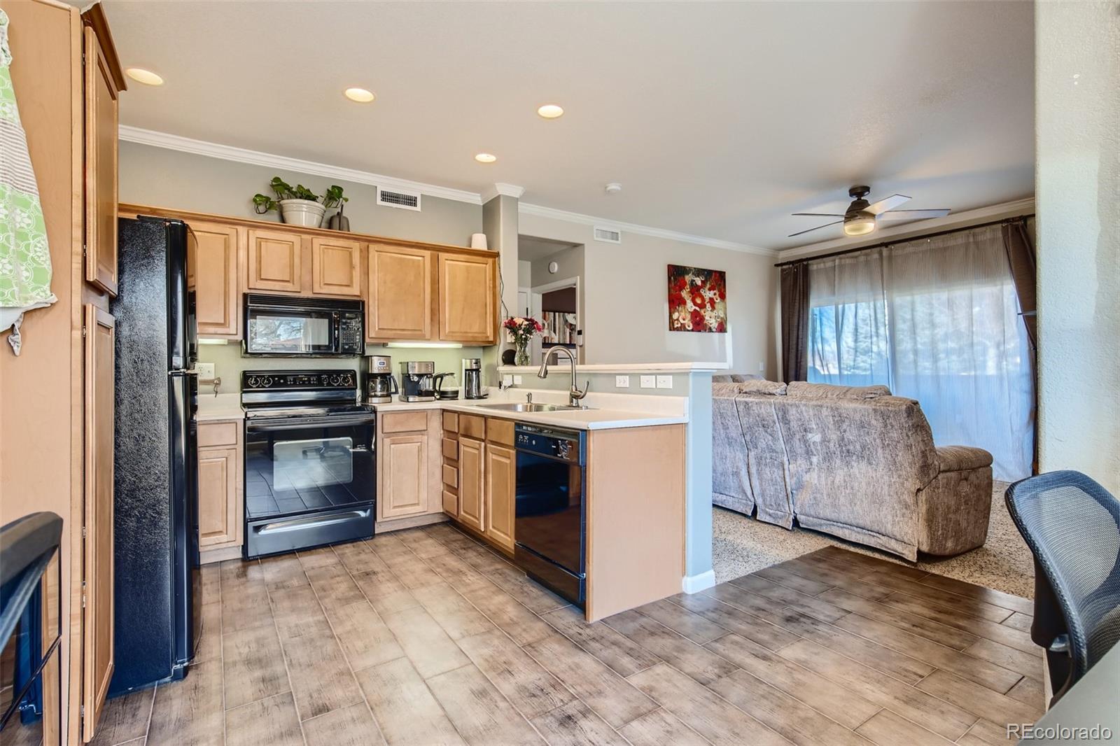 MLS Image #12 for 4875 s balsam way,littleton, Colorado