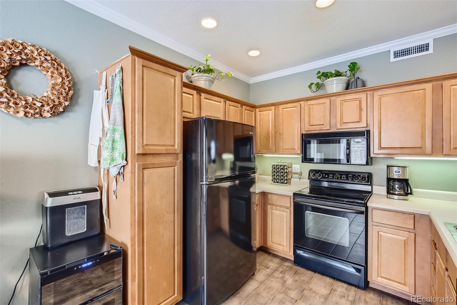 MLS Image #13 for 4875 s balsam way,littleton, Colorado