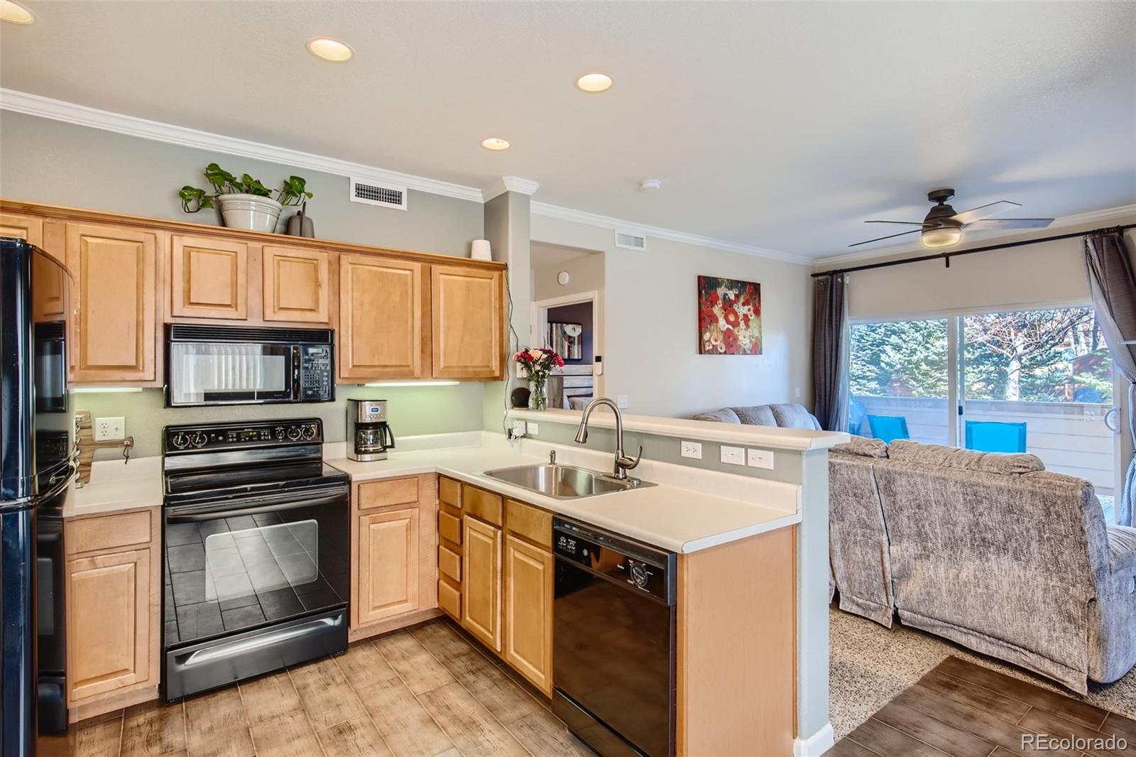 MLS Image #14 for 4875 s balsam way,littleton, Colorado