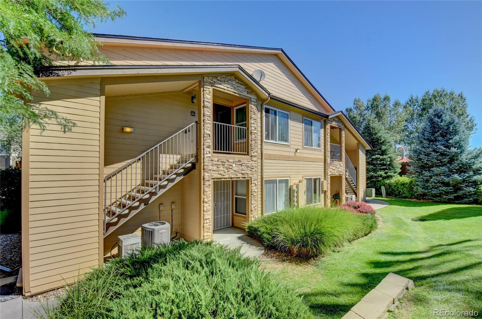 MLS Image #4 for 4875 s balsam way,littleton, Colorado