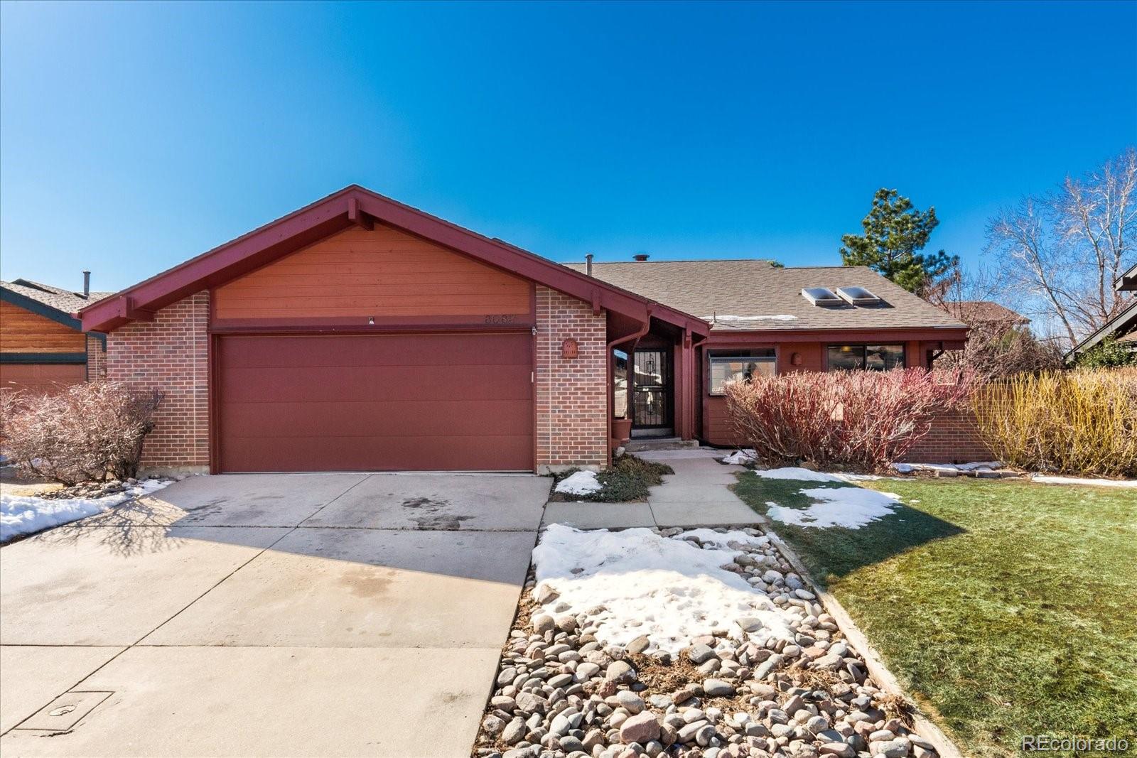 MLS Image #1 for 8082 w chenango place,littleton, Colorado