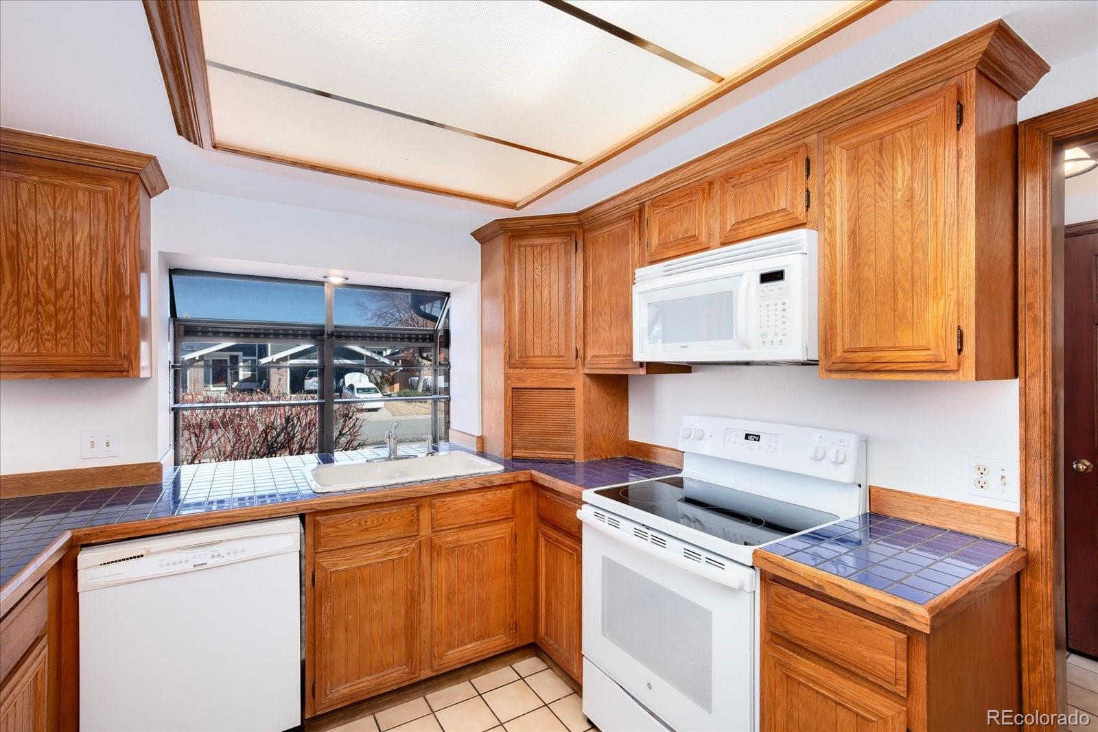 MLS Image #15 for 8082 w chenango place,littleton, Colorado