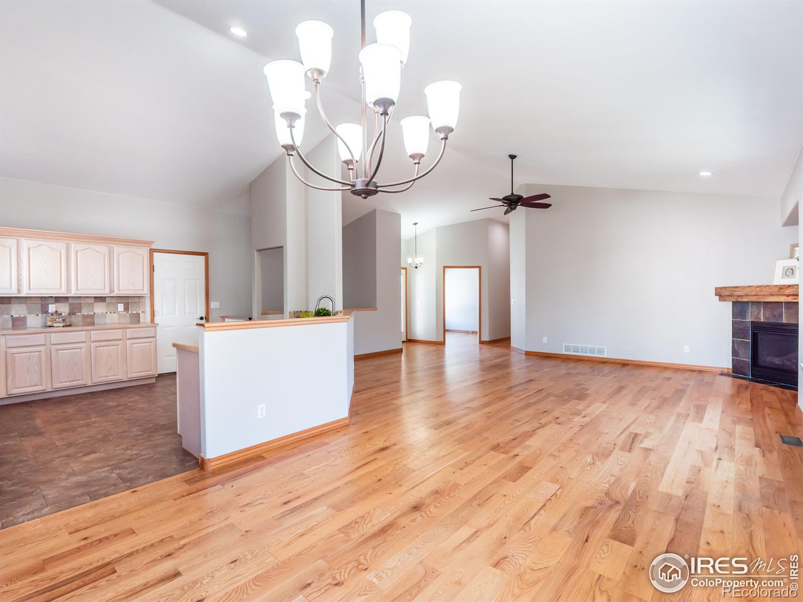 MLS Image #12 for 1670  stove prairie circle,loveland, Colorado