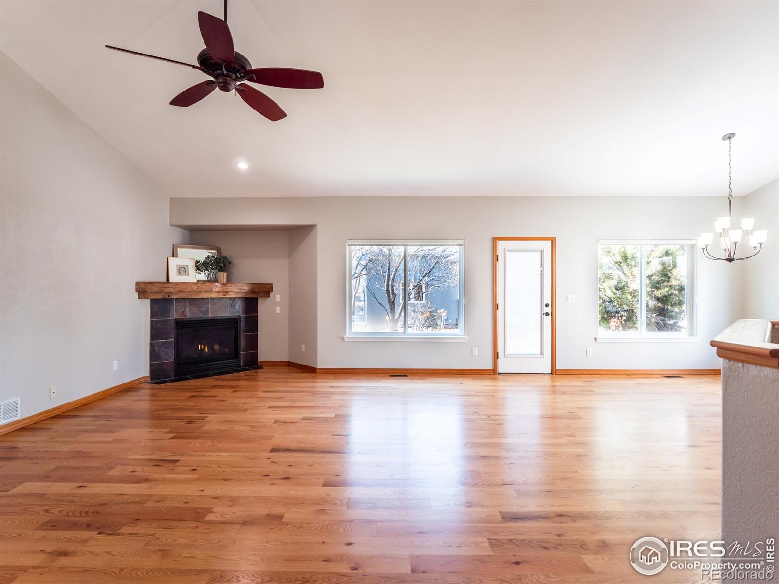 MLS Image #13 for 1670  stove prairie circle,loveland, Colorado