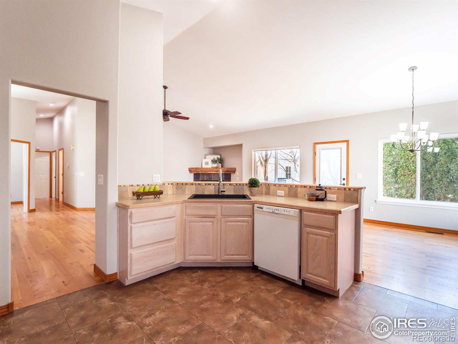 MLS Image #9 for 1670  stove prairie circle,loveland, Colorado