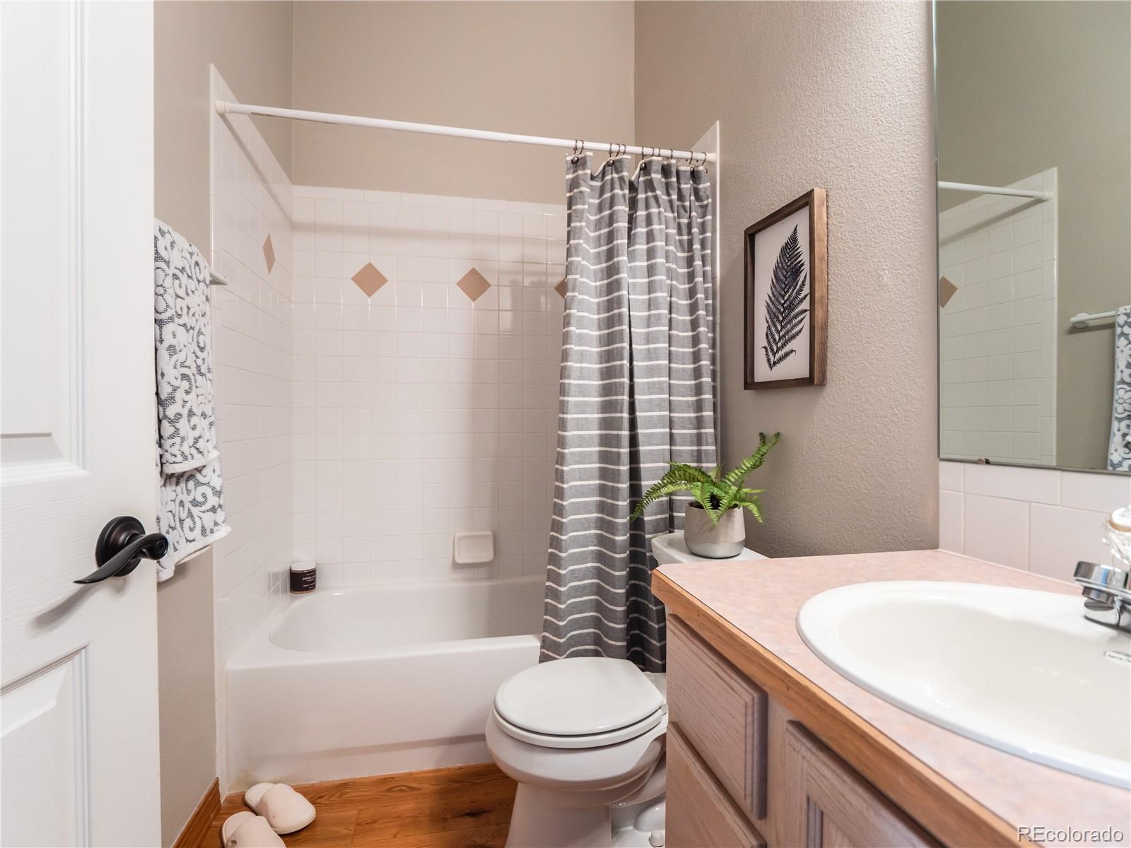 MLS Image #10 for 1670  stove prairie circle,loveland, Colorado